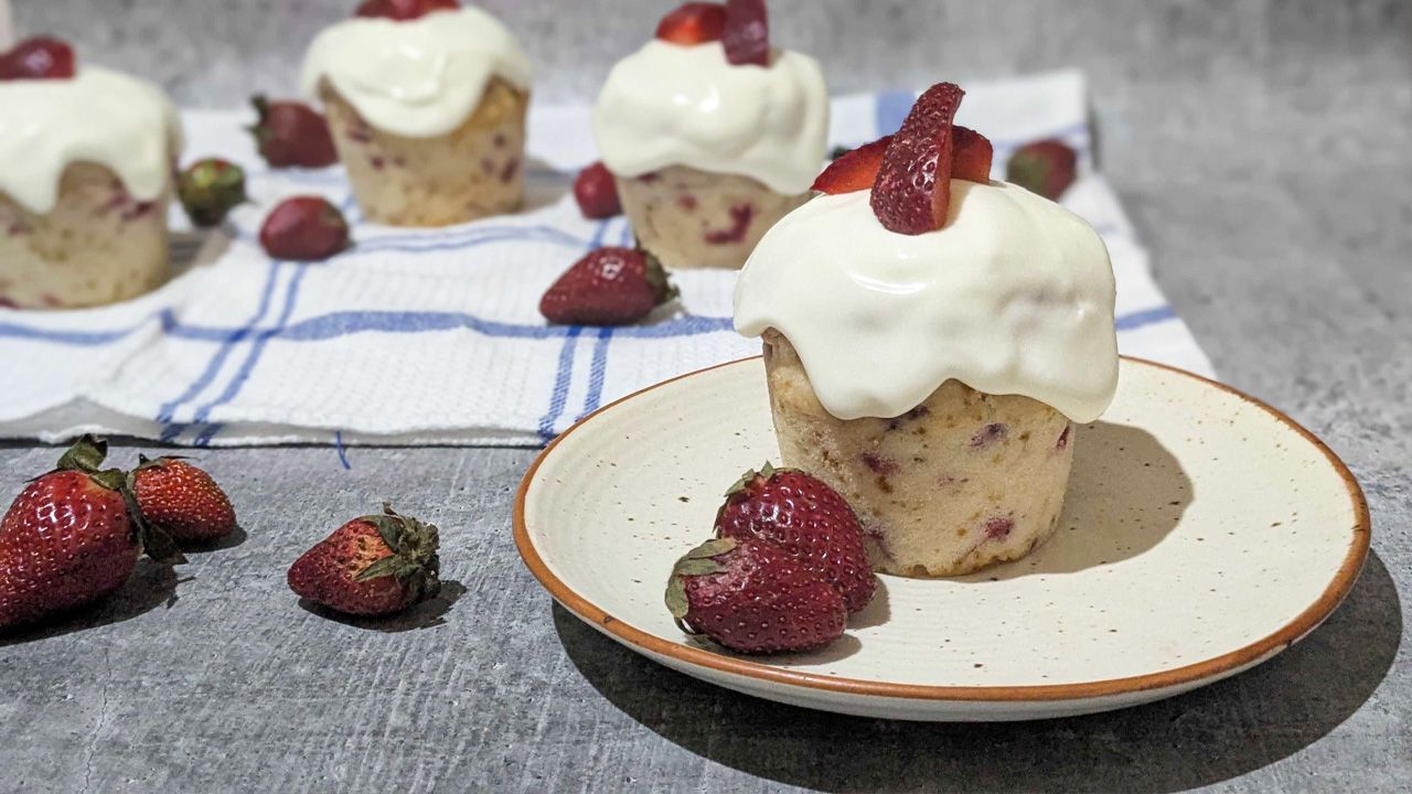 Strawberry Cupcake - 6